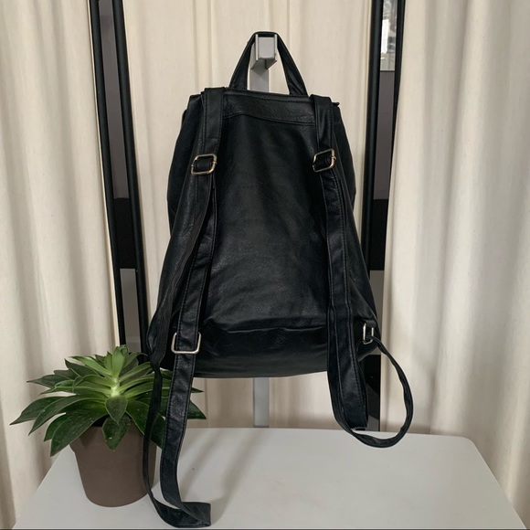 Cute Faux Leather Backpack Bag Divided H&M - Picture 2 of 15